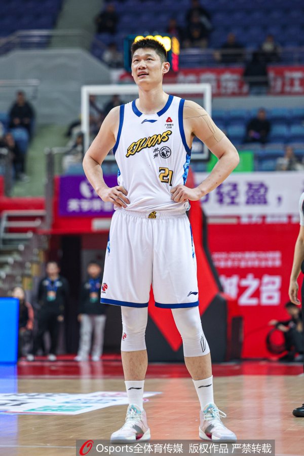 股票配资平台最新 卫冕冠军底蕴！广厦末节攻防压制宁波 单节35-15净胜20分